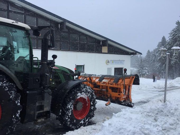 Vieeel Schnee in Altastenberg vor unserem Hotel